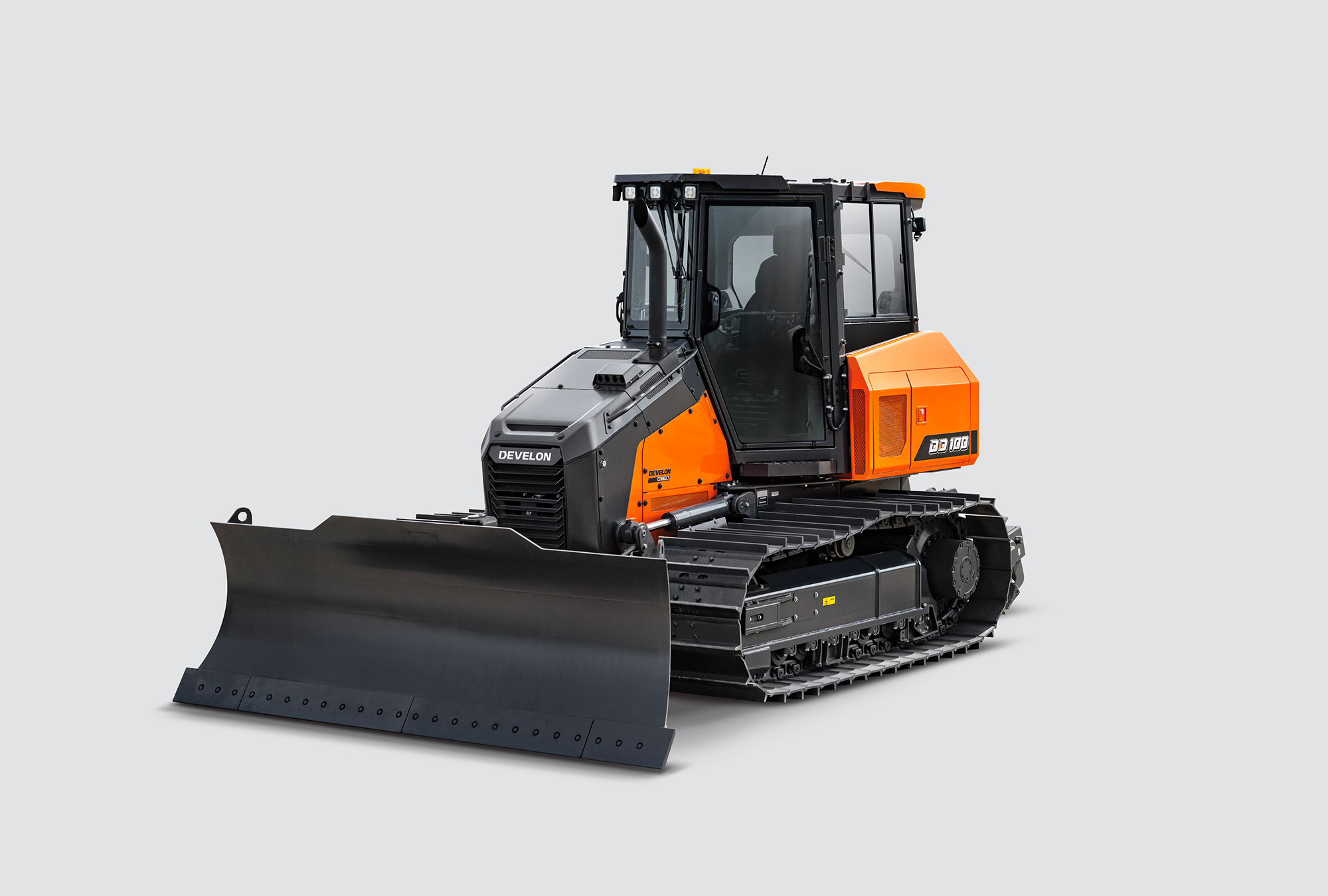DD100_dozer_studio_image