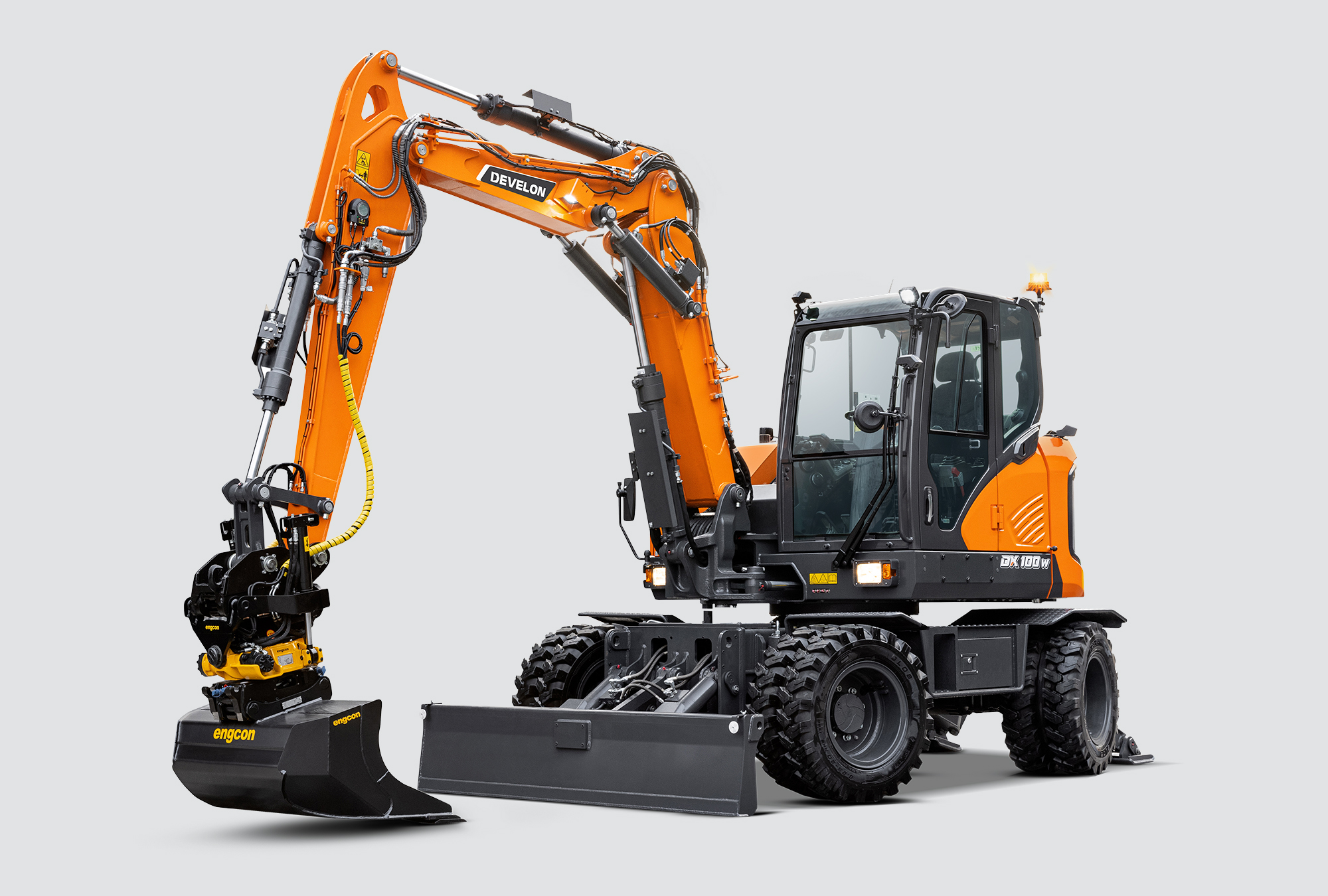 20231218-DX100W-7-studio